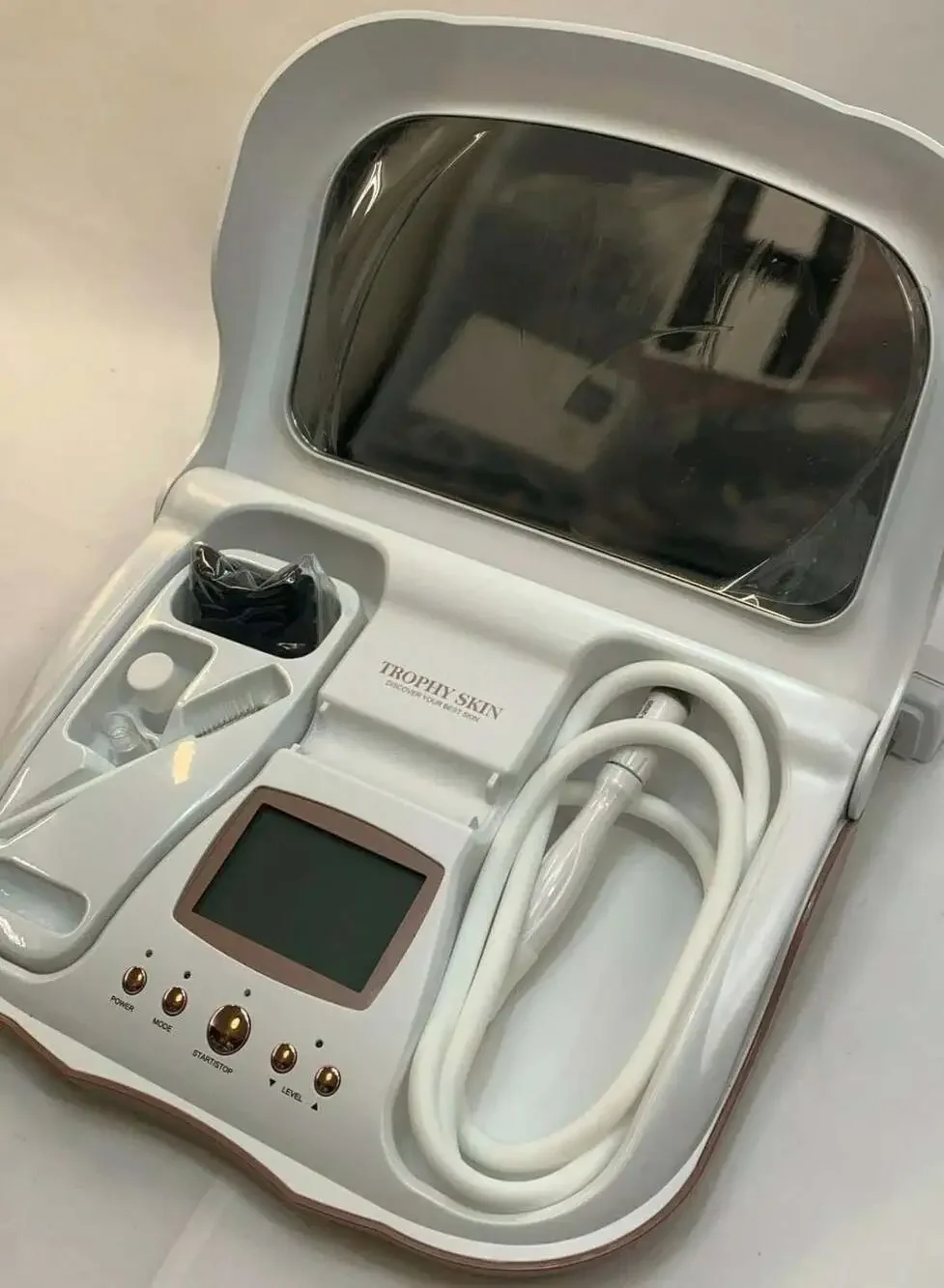 Trophy Skin MicrodermMD Professional-Grade Home Microdermabrasion System